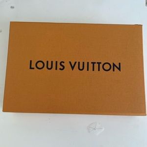 Louis Vuitton magnetic box
